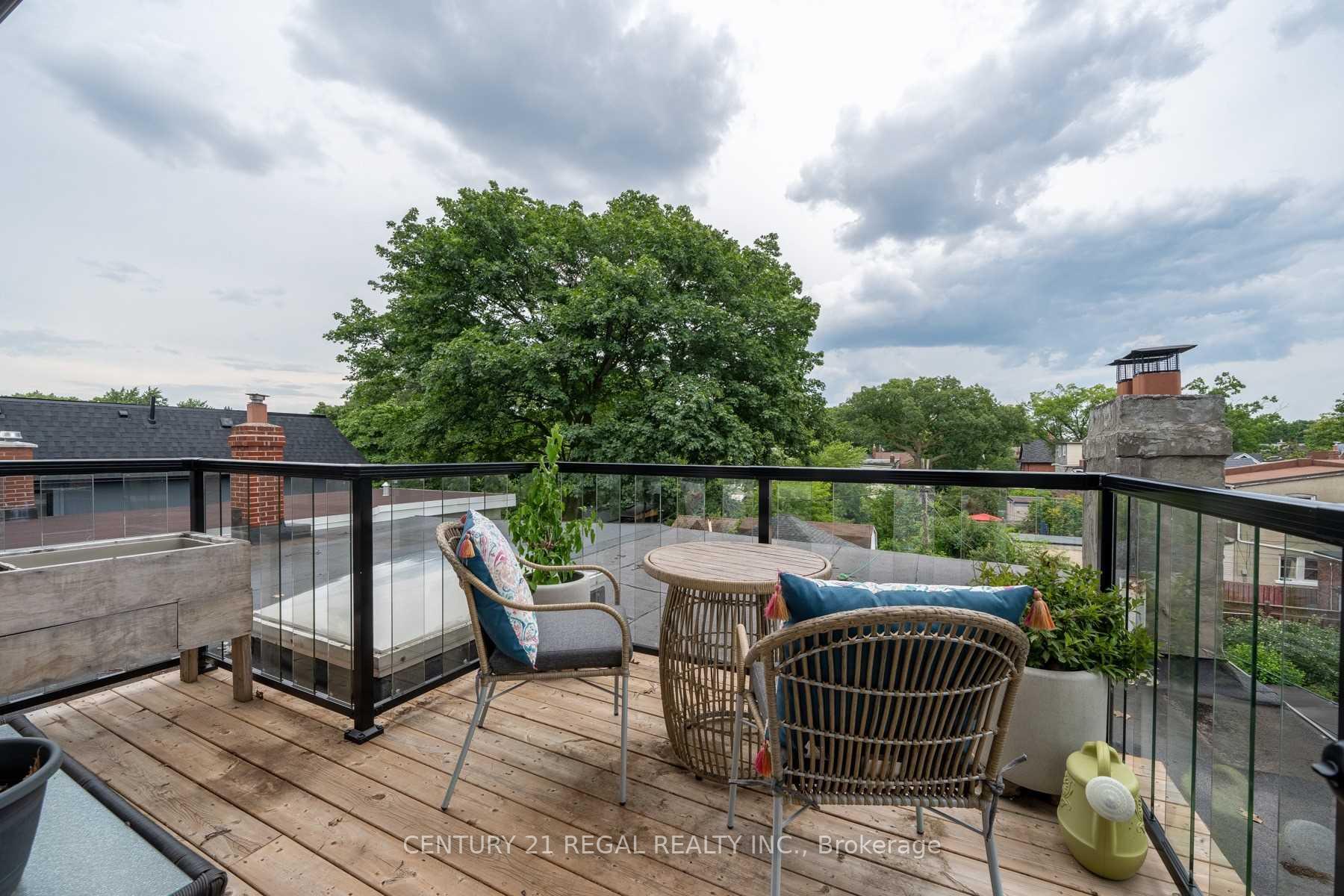 Photo 12 of 31 Kildonan Road, Toronto, East End-Danforth — HOMEH