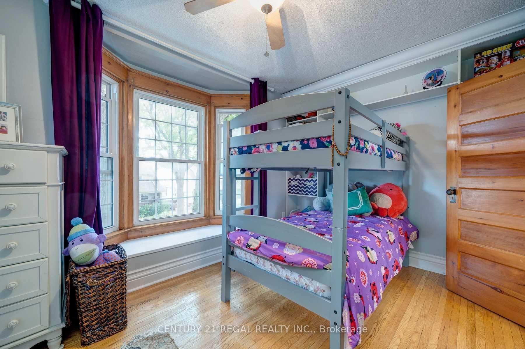 Photo 15 of 31 Kildonan Road, Toronto, East End-Danforth — HOMEH