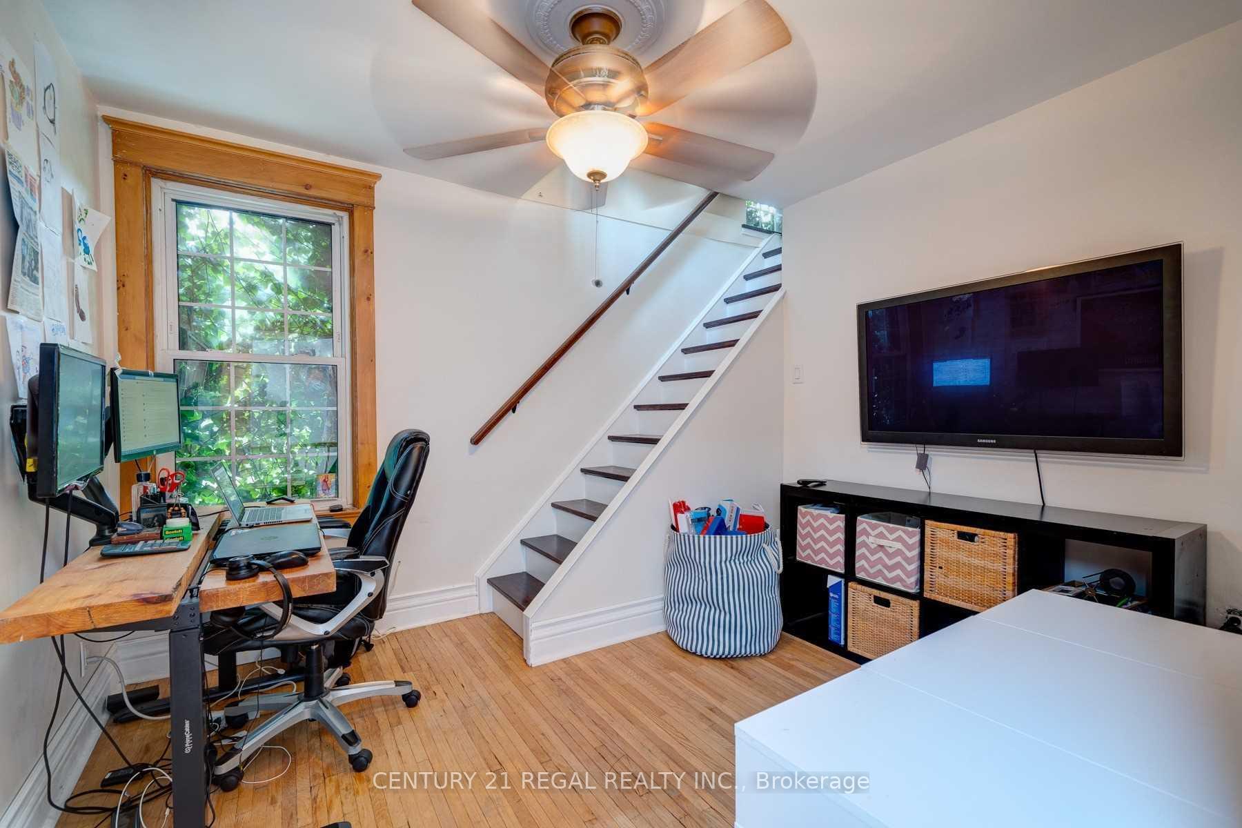 Photo 17 of 31 Kildonan Road, Toronto, East End-Danforth — HOMEH