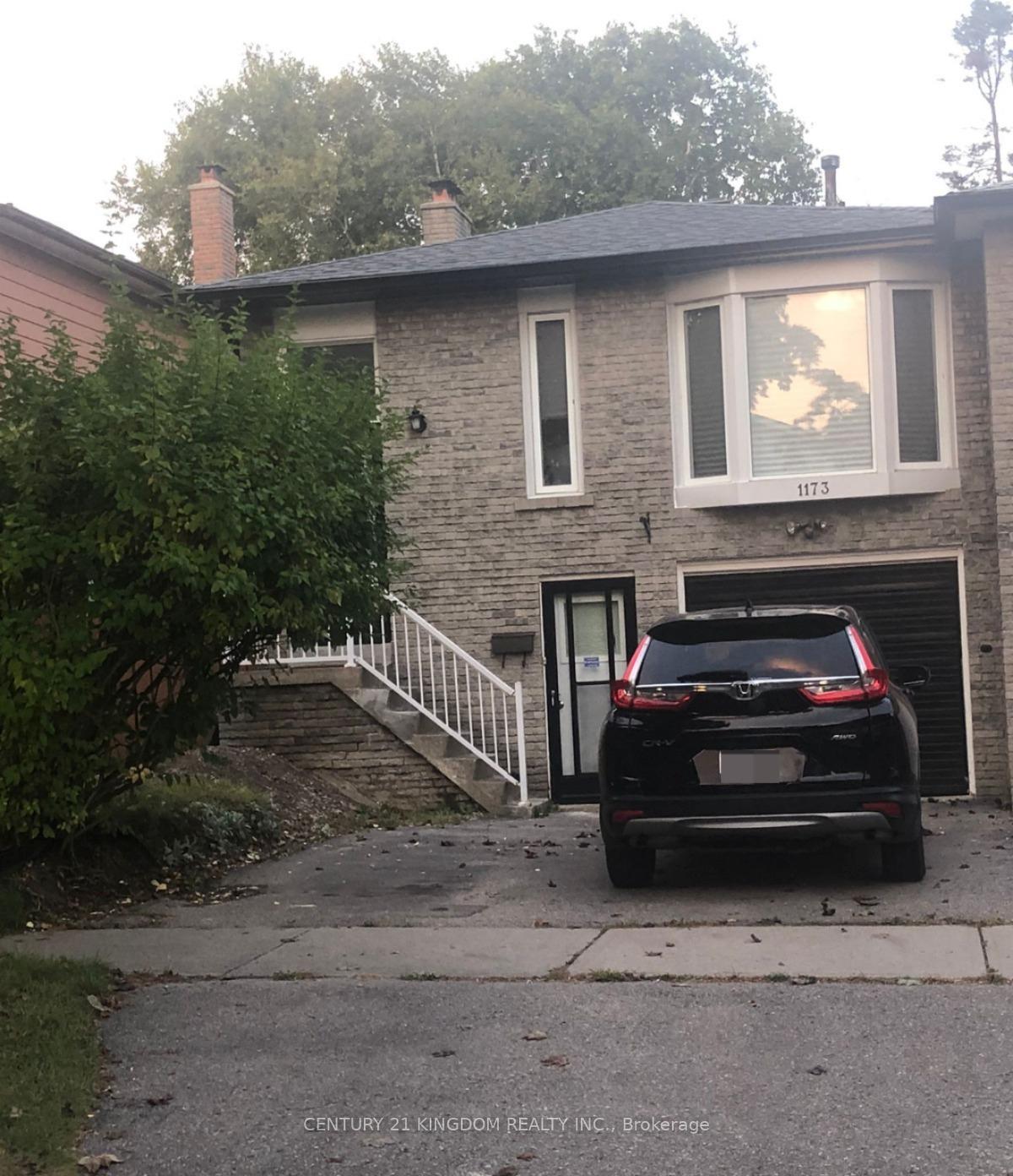 Photo 1 of Unit - Bsmt, 1173 Gloucester Square, Pickering, Liverpool — HOMEH