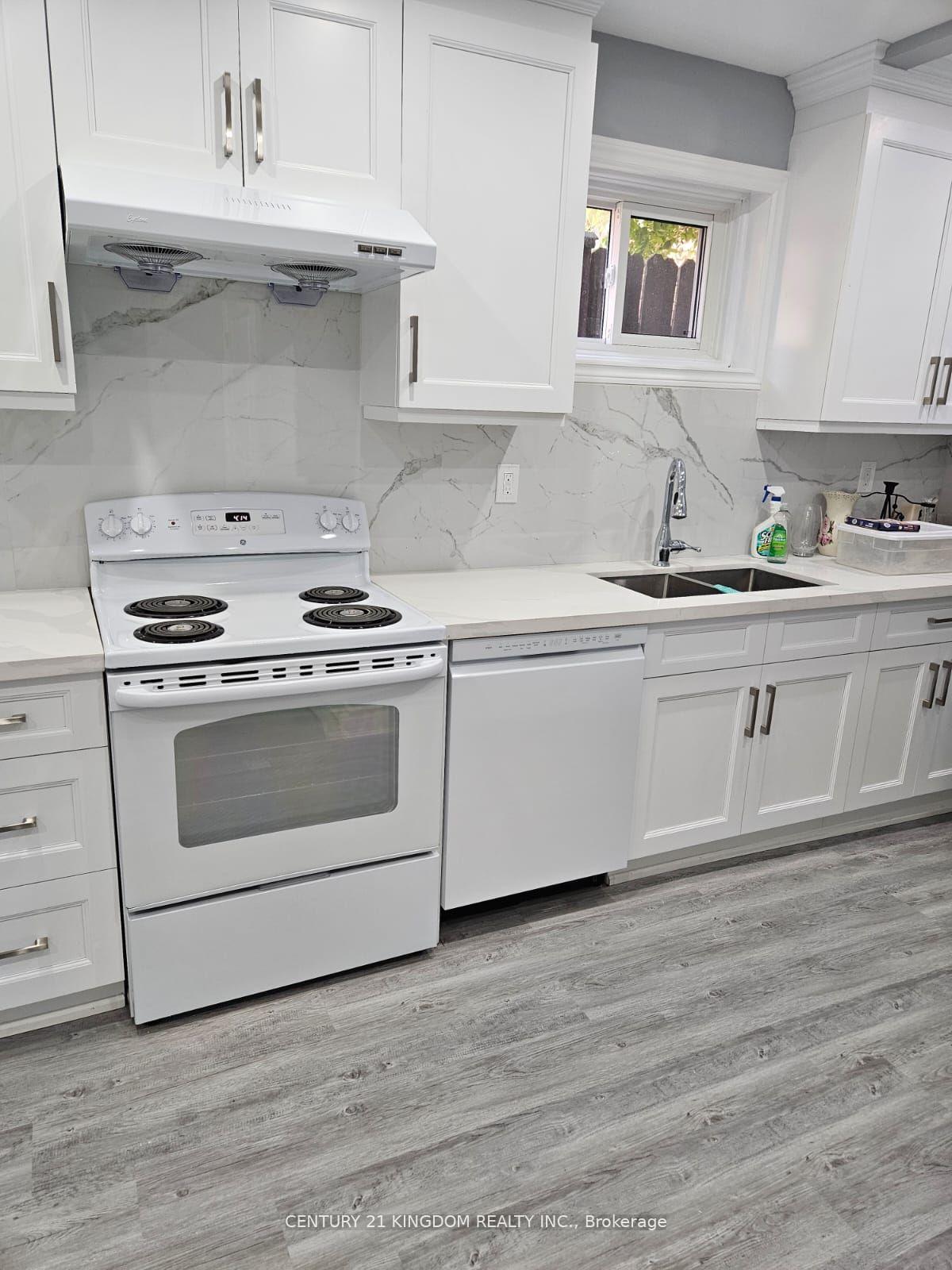 Photo 3 of Unit - Bsmt, 1173 Gloucester Square, Pickering, Liverpool — HOMEH