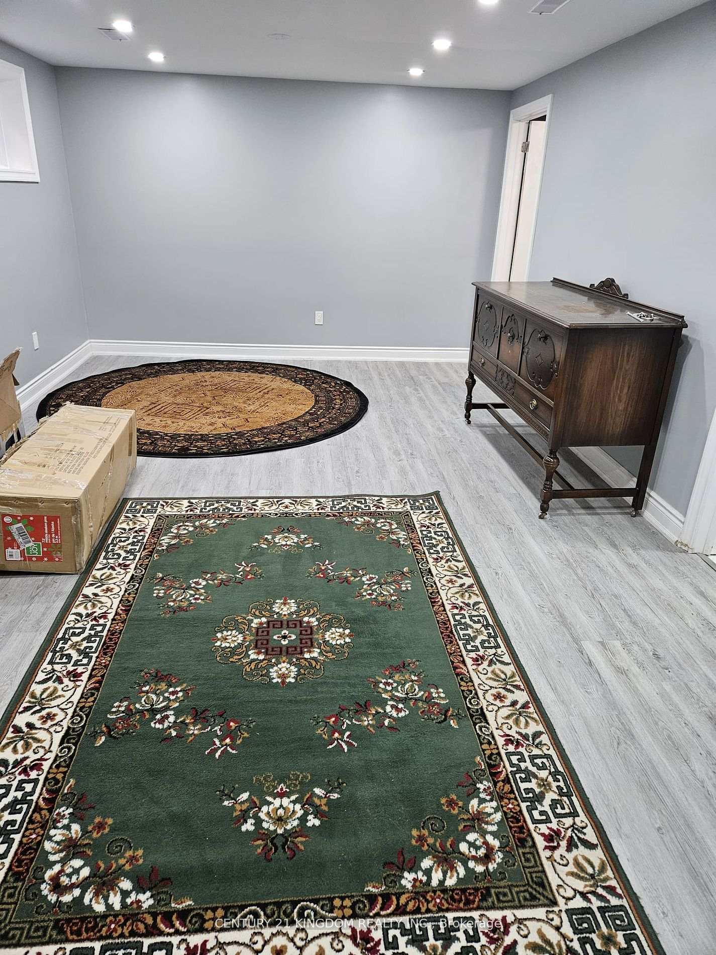 Photo 9 of Unit - Bsmt, 1173 Gloucester Square, Pickering, Liverpool — HOMEH