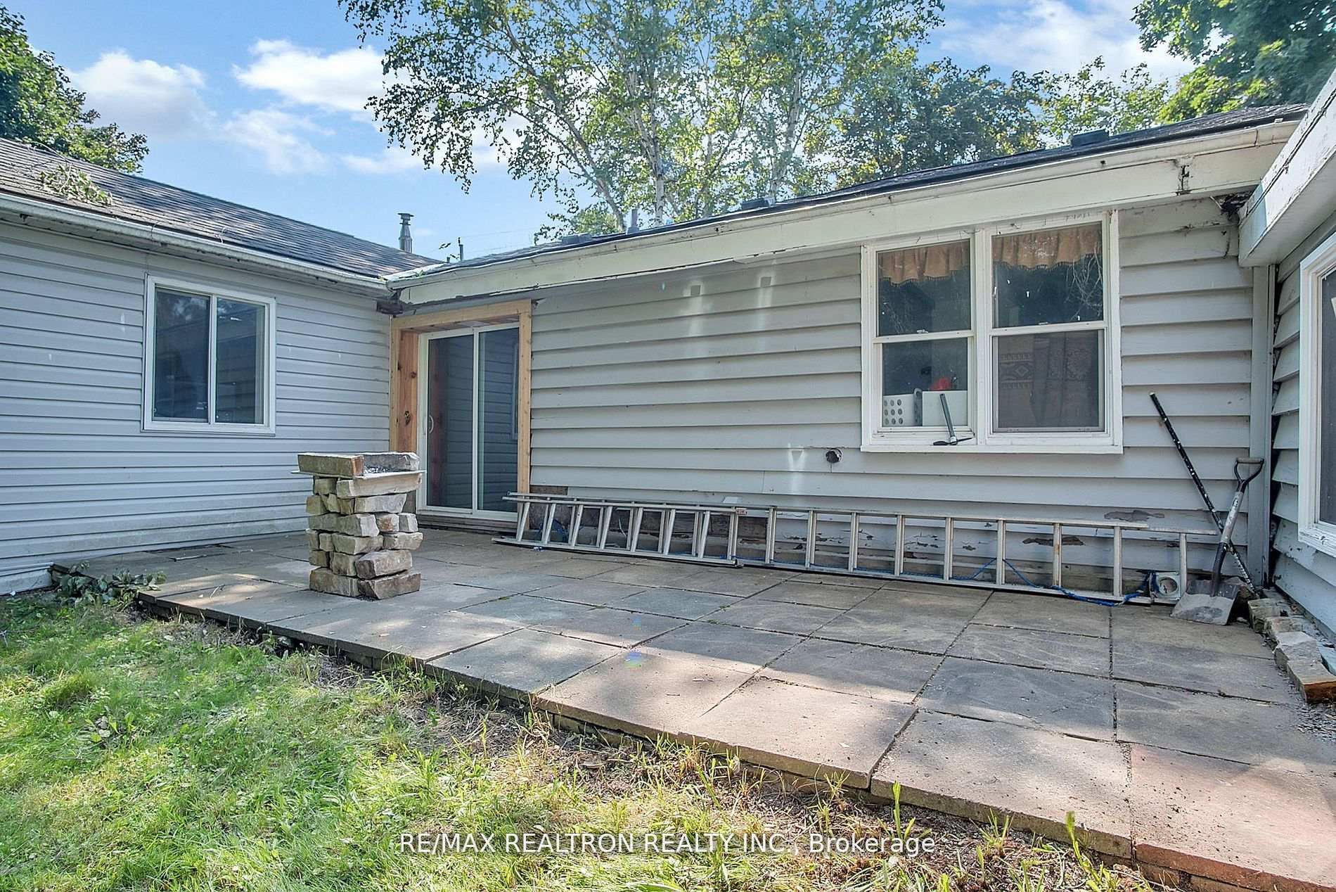 Photo 13 of 2083 St. John's Road, Innisfil, Alcona — HOMEH