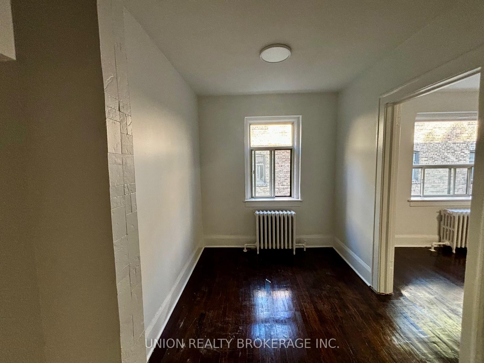 Photo 7 of Unit 20, 2449 Queen Street E, Toronto, The Beaches — HOMEH