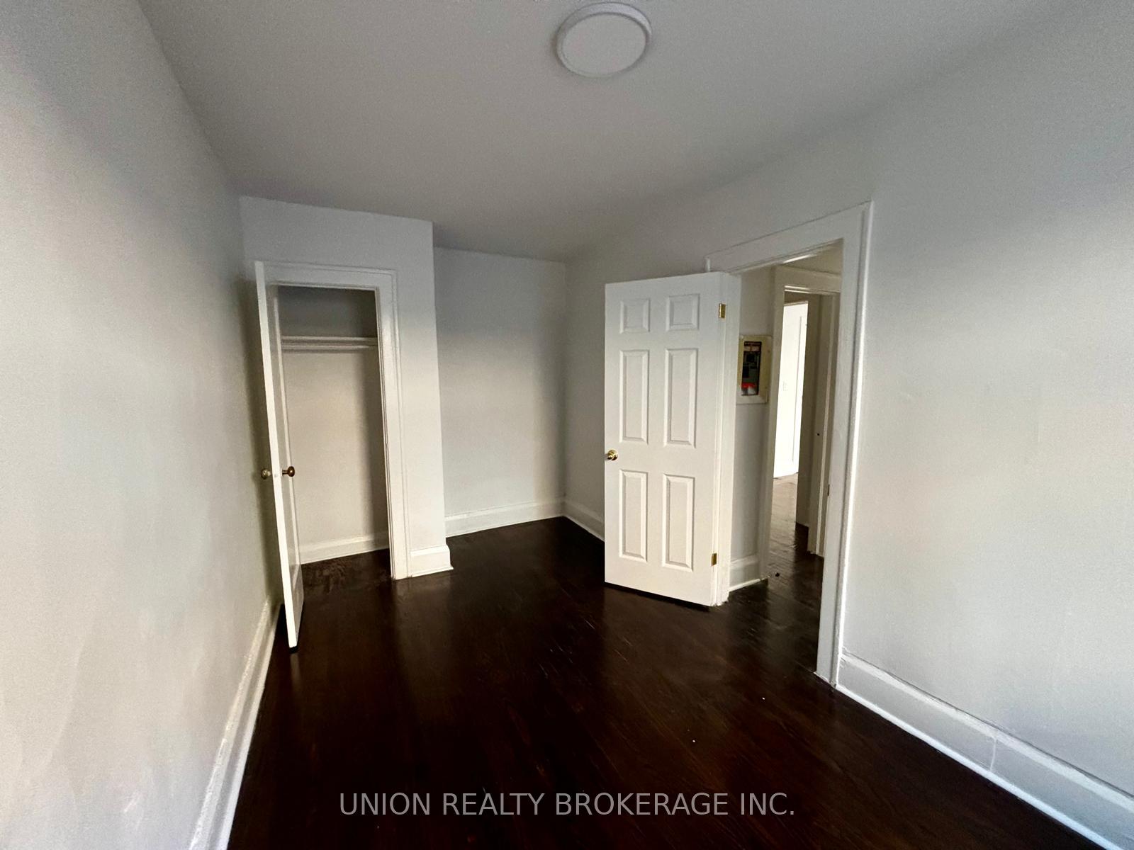 Photo 3 of Unit 20, 2449 Queen Street E, Toronto, The Beaches — HOMEH