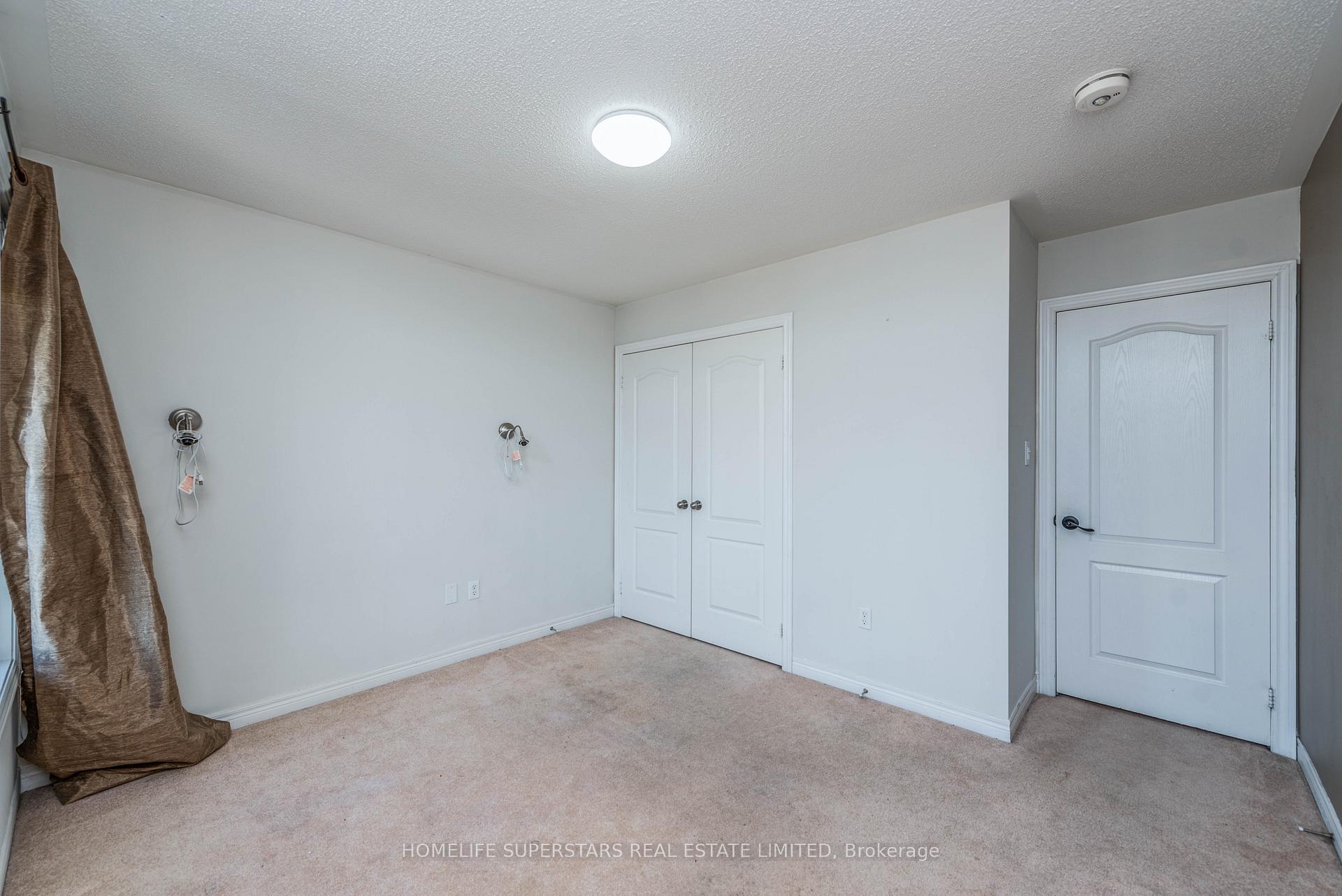 Photo 16 of 37 Fossil Street, Brampton, Bram East — HOMEH