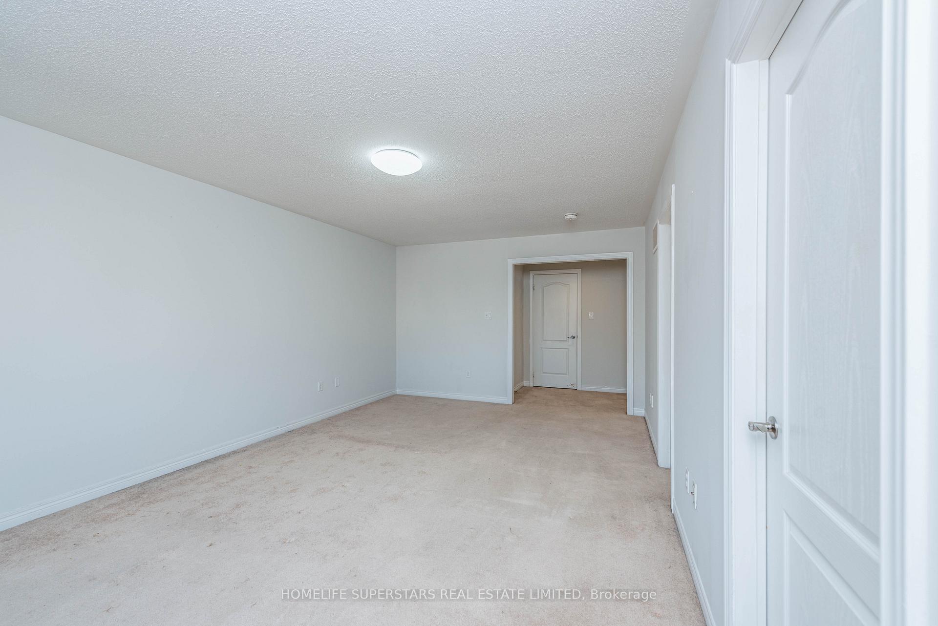 Photo 6 of 37 Fossil Street, Brampton, Bram East — HOMEH