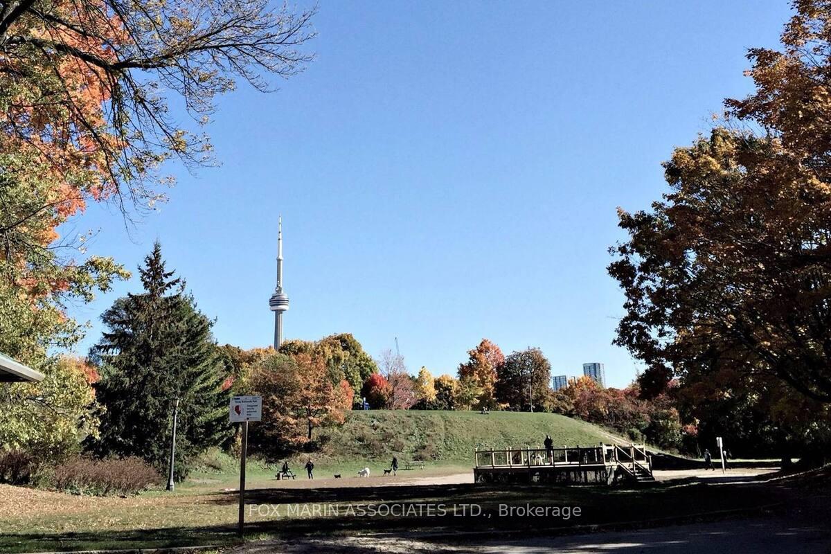 Photo 27 of 16 Montrose Avenue, Toronto, Trinity-Bellwoods — HOMEH