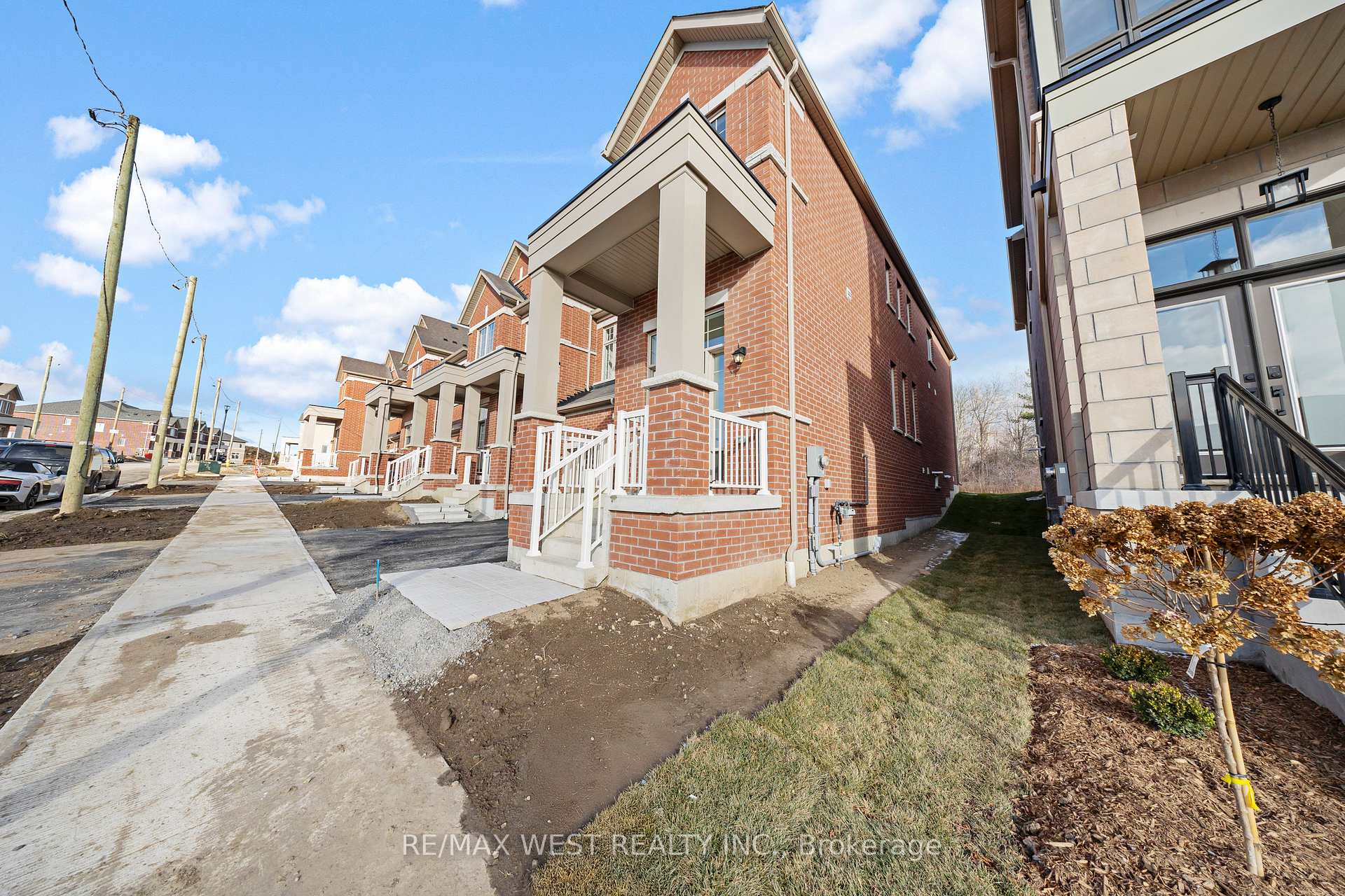 Photo 12 of 2837 Albatross Way, Pickering, Rural Pickering — HOMEH