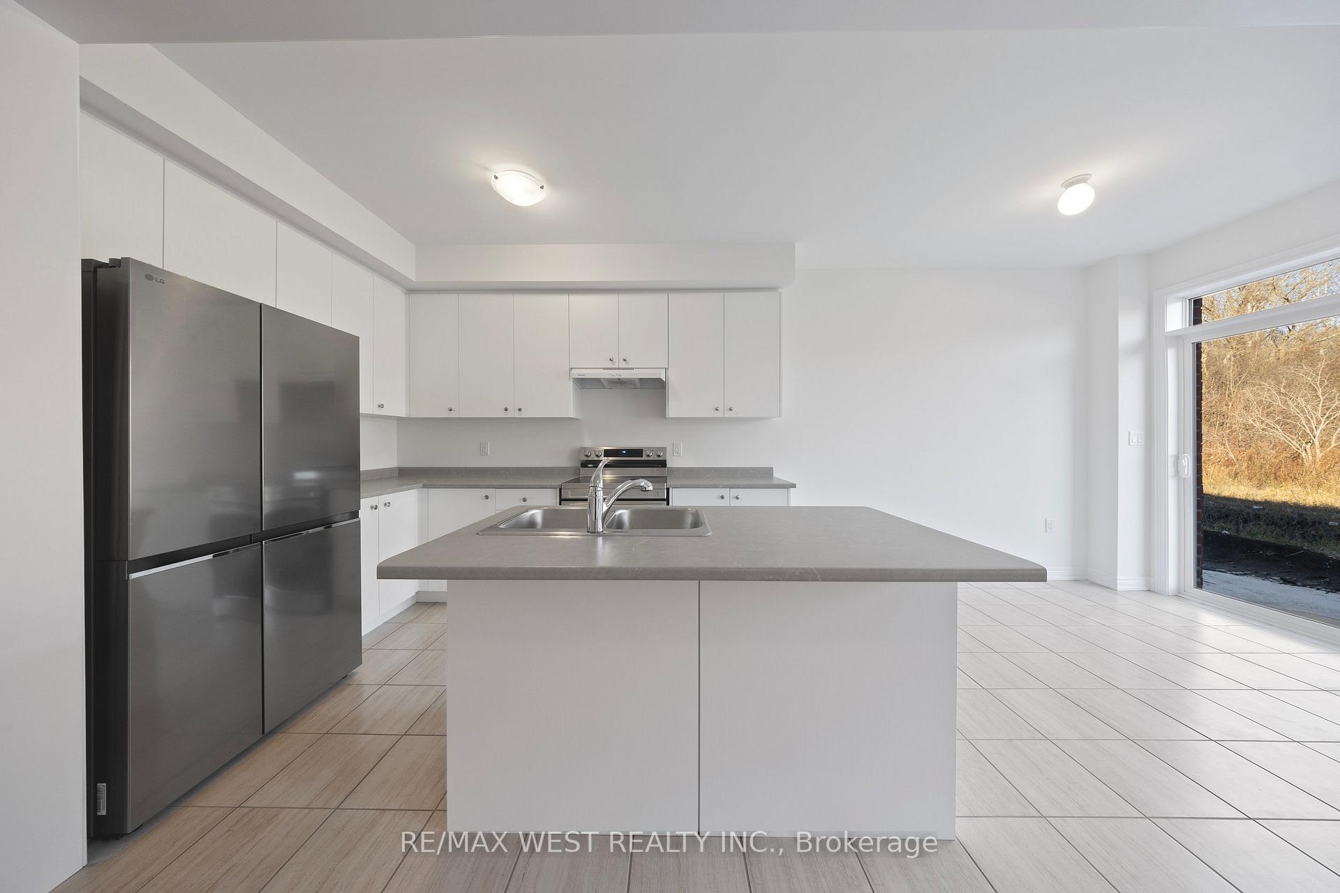Photo 16 of 2837 Albatross Way, Pickering, Rural Pickering — HOMEH