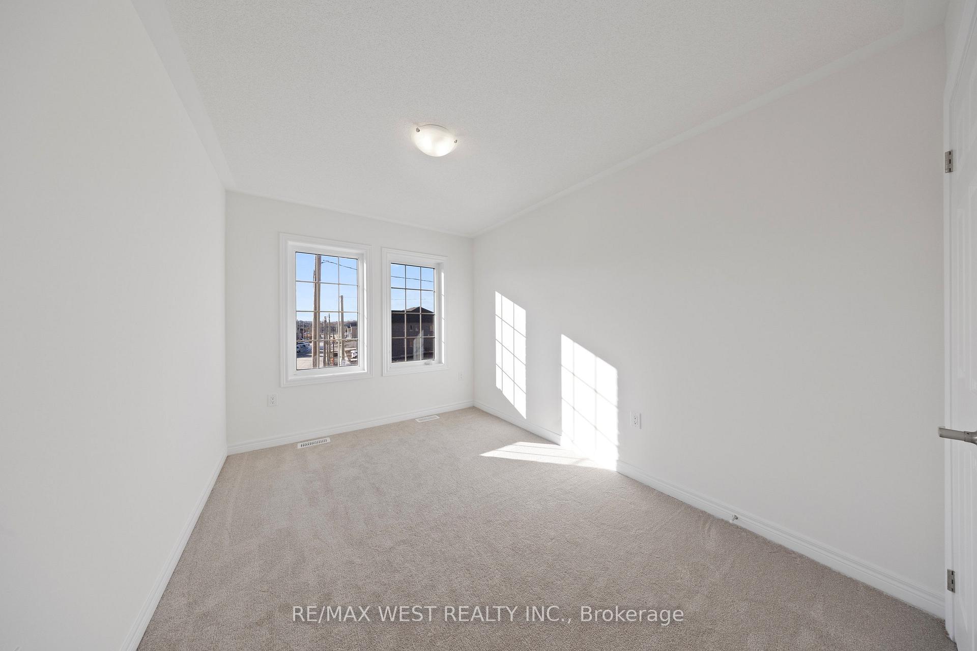 Photo 27 of 2837 Albatross Way, Pickering, Rural Pickering — HOMEH