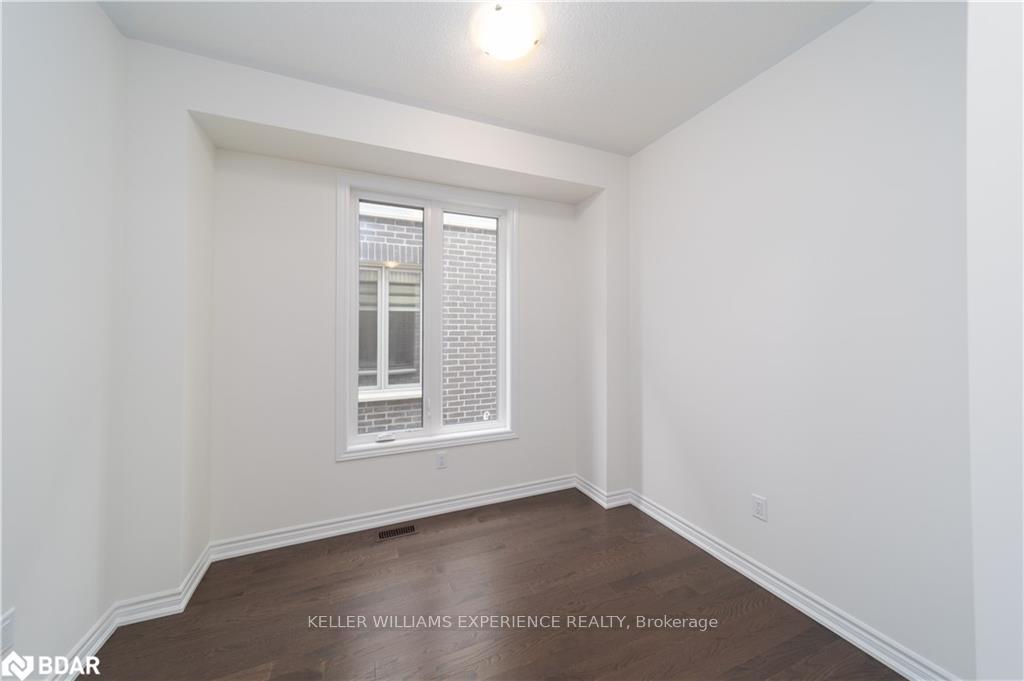 Photo 4 of 60 Gemini Drive, Barrie, 400 East — HOMEH