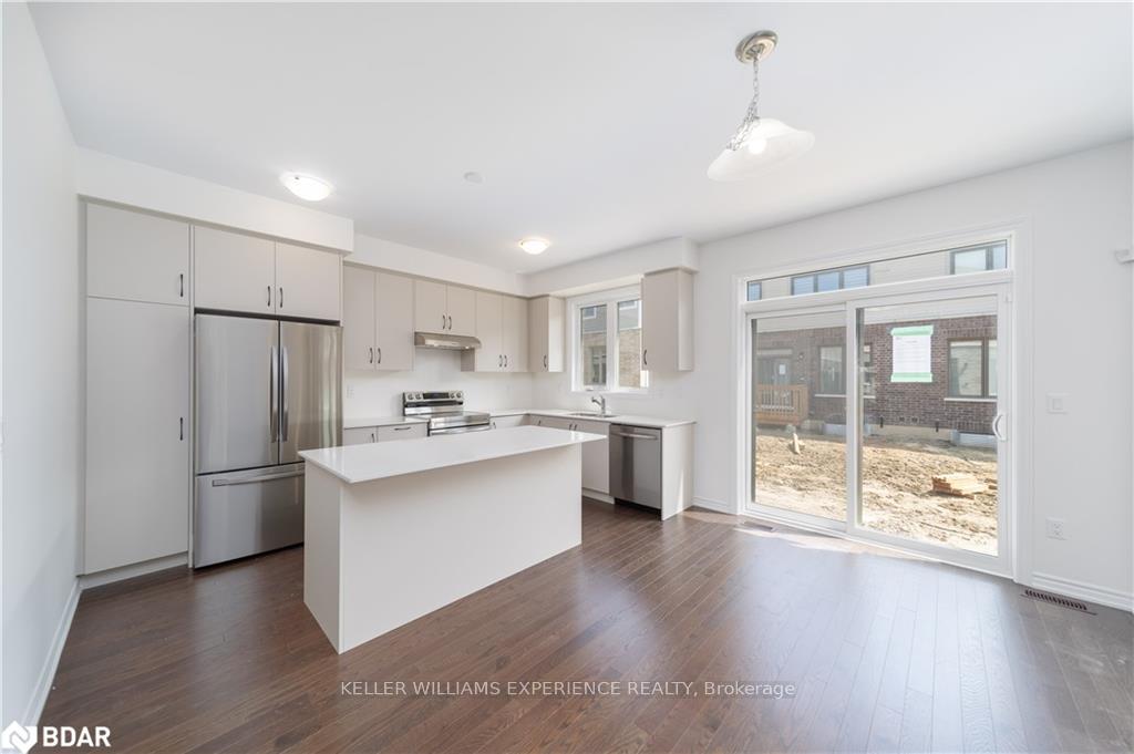 Photo 7 of 60 Gemini Drive, Barrie, 400 East — HOMEH