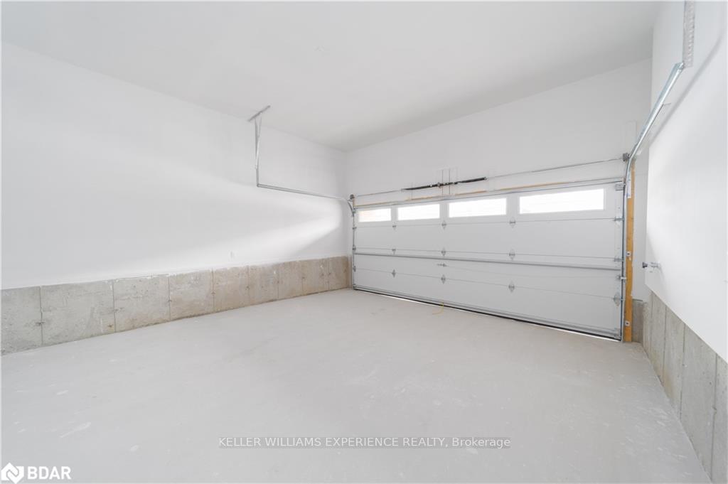 Photo 19 of 60 Gemini Drive, Barrie, 400 East — HOMEH