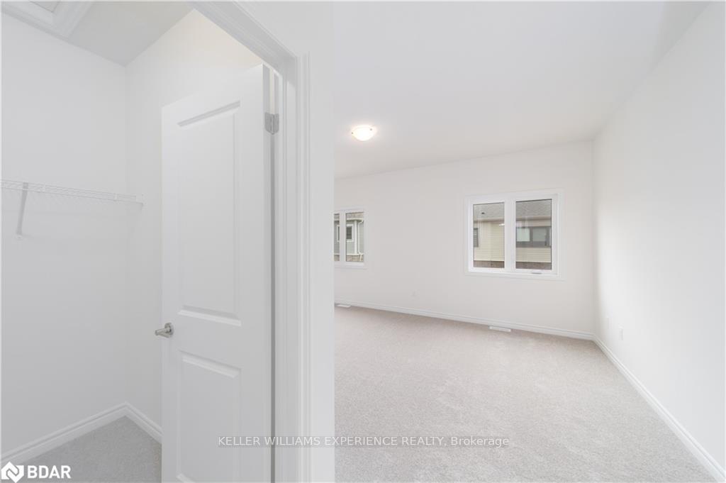 Photo 33 of 60 Gemini Drive, Barrie, 400 East — HOMEH
