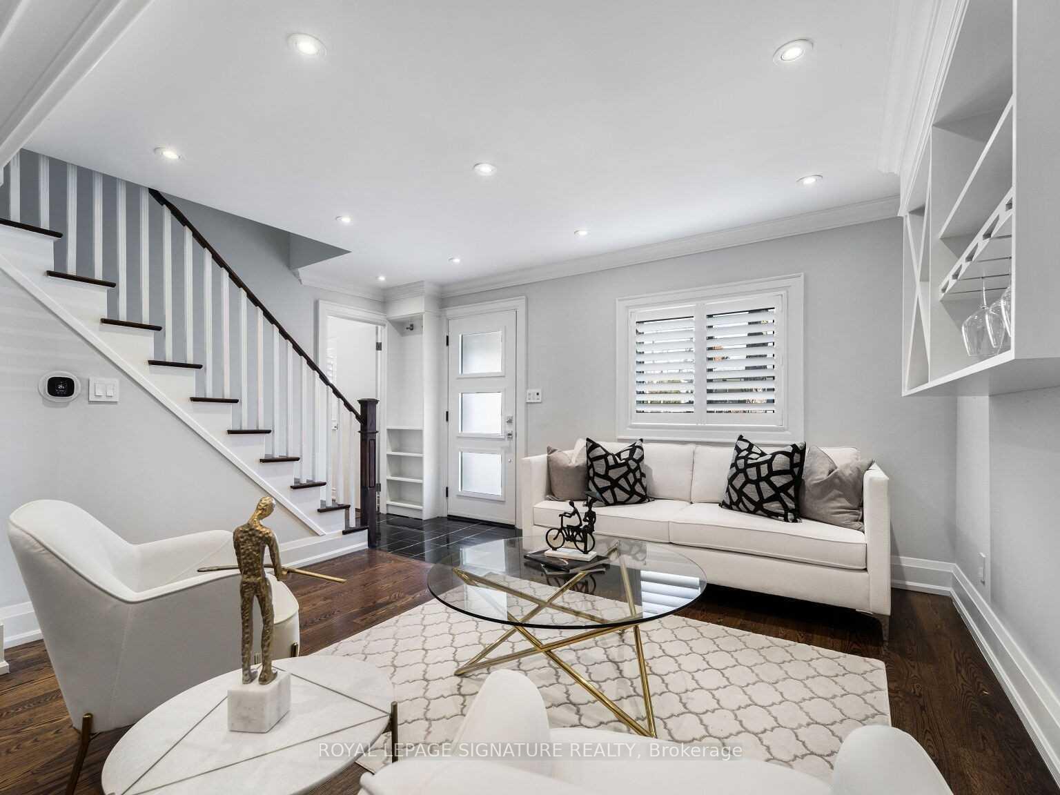 Photo 4 of 61 Holmstead Avenue, Toronto, O'Connor-Parkview — HOMEH