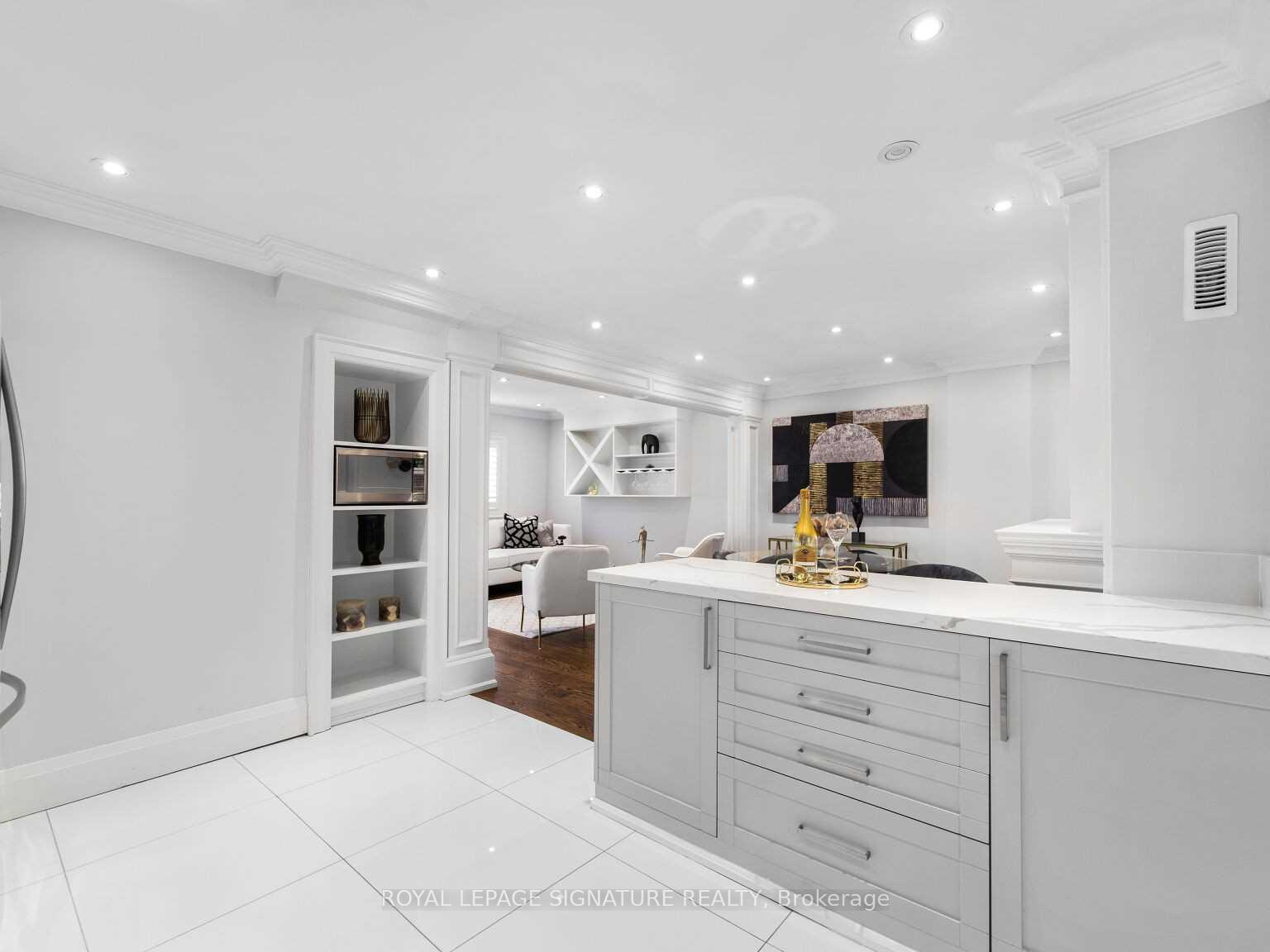 Photo 7 of 61 Holmstead Avenue, Toronto, O'Connor-Parkview — HOMEH