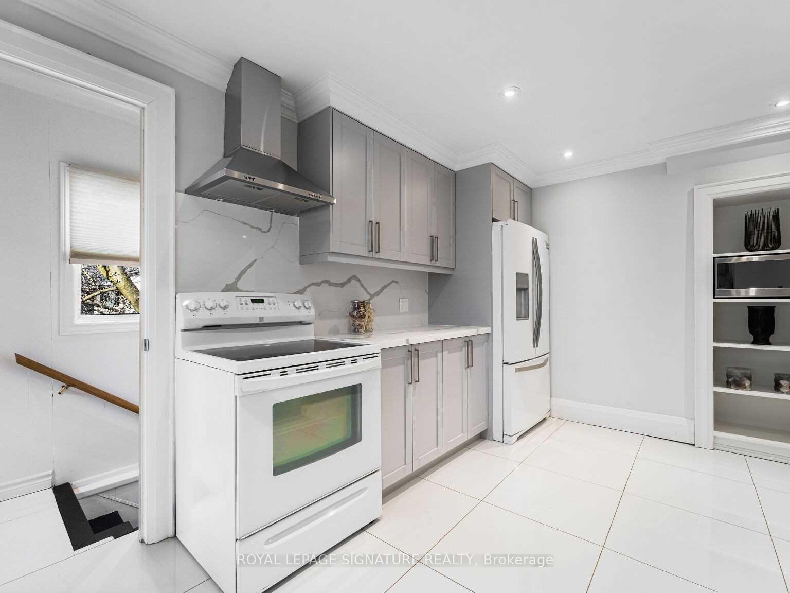 Photo 27 of 61 Holmstead Avenue, Toronto, O'Connor-Parkview — HOMEH