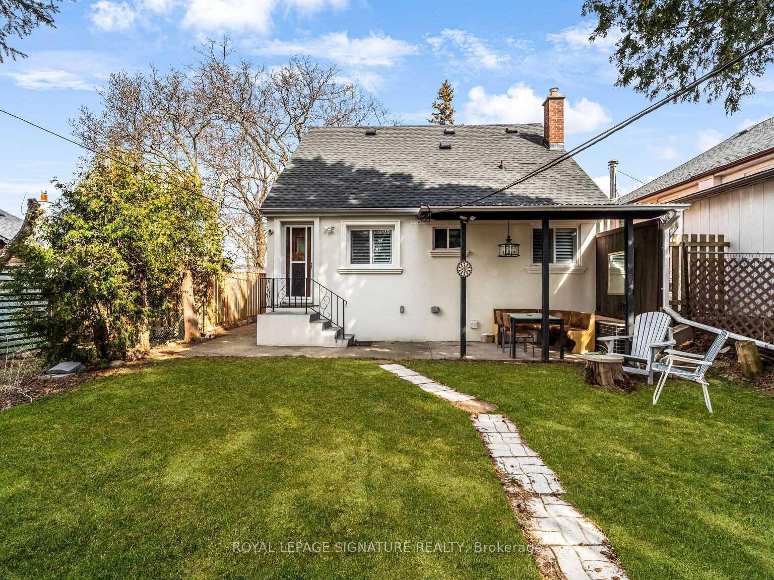 Photo 35 of 61 Holmstead Avenue, Toronto, O'Connor-Parkview — HOMEH