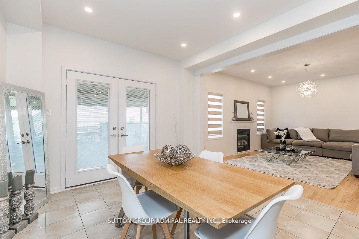 Photo 12 of 67 Majesty Boulevard, Barrie, Innis-Shore — HOMEH