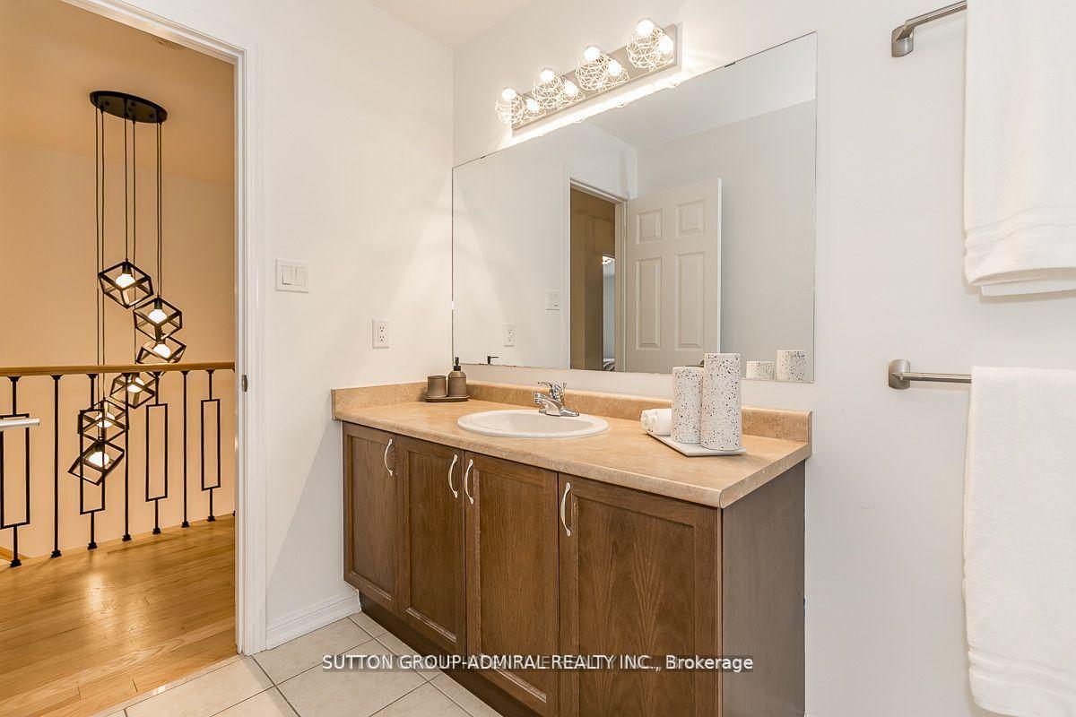 Photo 20 of 67 Majesty Boulevard, Barrie, Innis-Shore — HOMEH