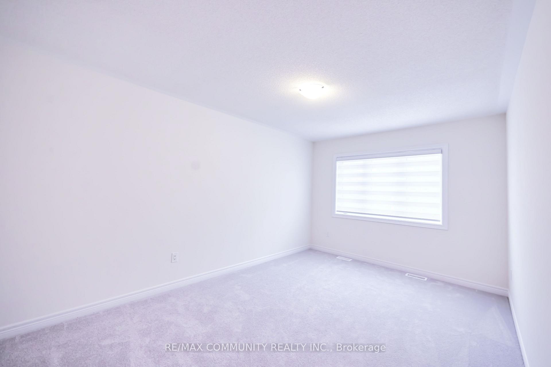 Photo 17 of 1028 Crowsnest Hollow, Pickering, Rural Pickering — HOMEH