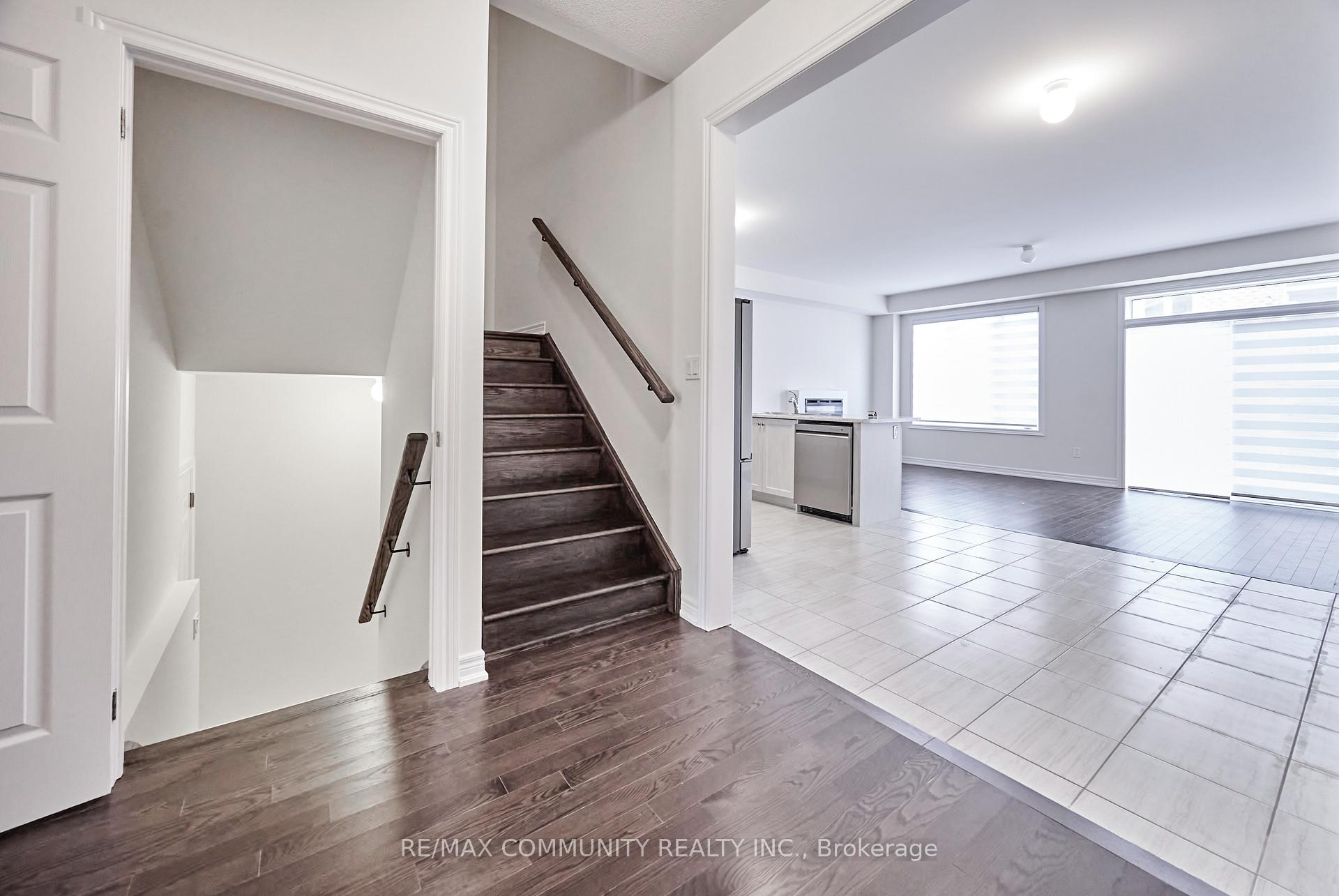 Photo 26 of 1028 Crowsnest Hollow, Pickering, Rural Pickering — HOMEH