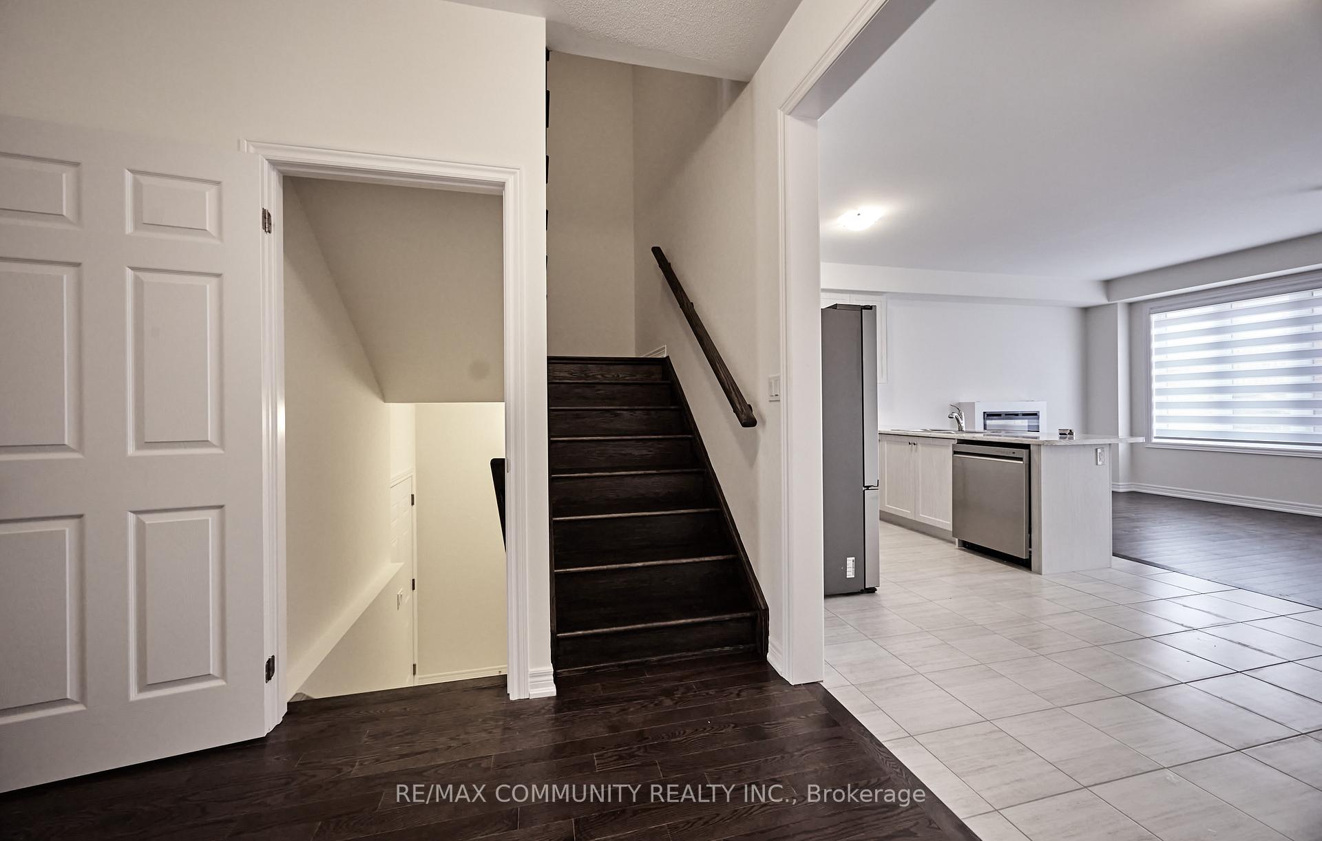 Photo 20 of 1028 Crowsnest Hollow, Pickering, Rural Pickering — HOMEH