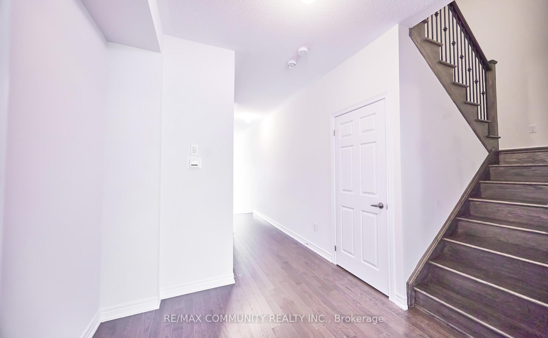 Photo 28 of 1028 Crowsnest Hollow, Pickering, Rural Pickering — HOMEH