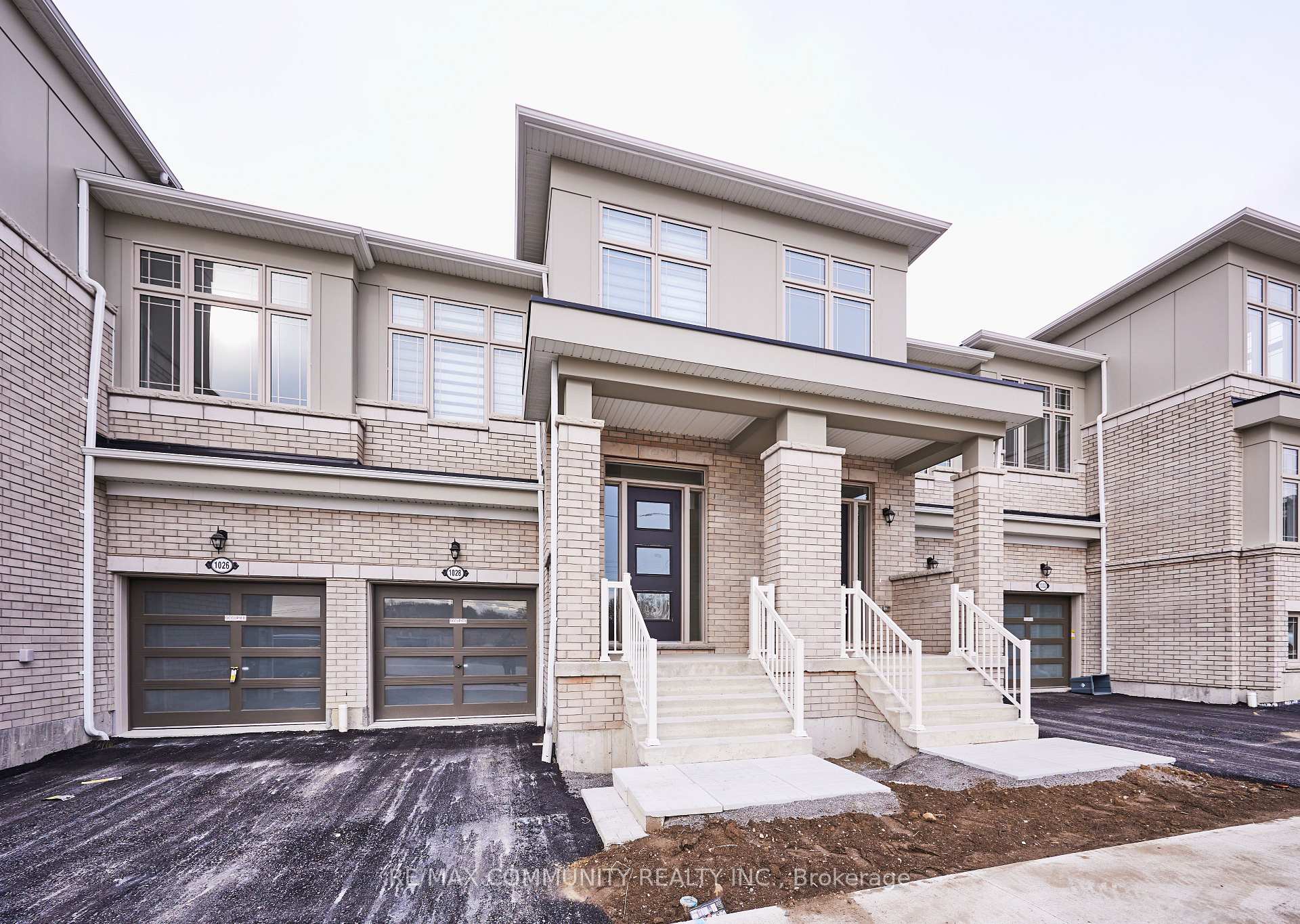 Photo 38 of 1028 Crowsnest Hollow, Pickering, Rural Pickering — HOMEH