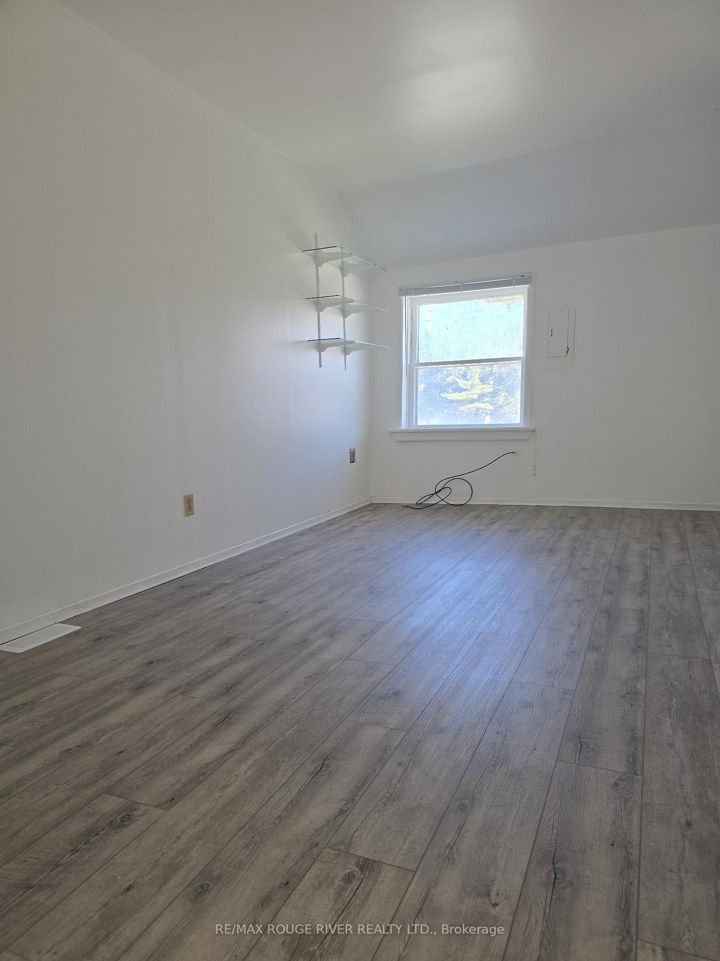 Photo 4 of Unit 6, 5348 Front Street, Hamilton Township, Rural Hamilton — HOMEH