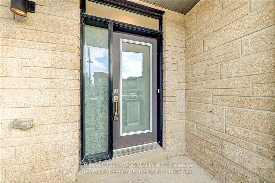 Photo 14 of 67 Crows Nest Lane, Clarington, Bowmanville — HOMEH