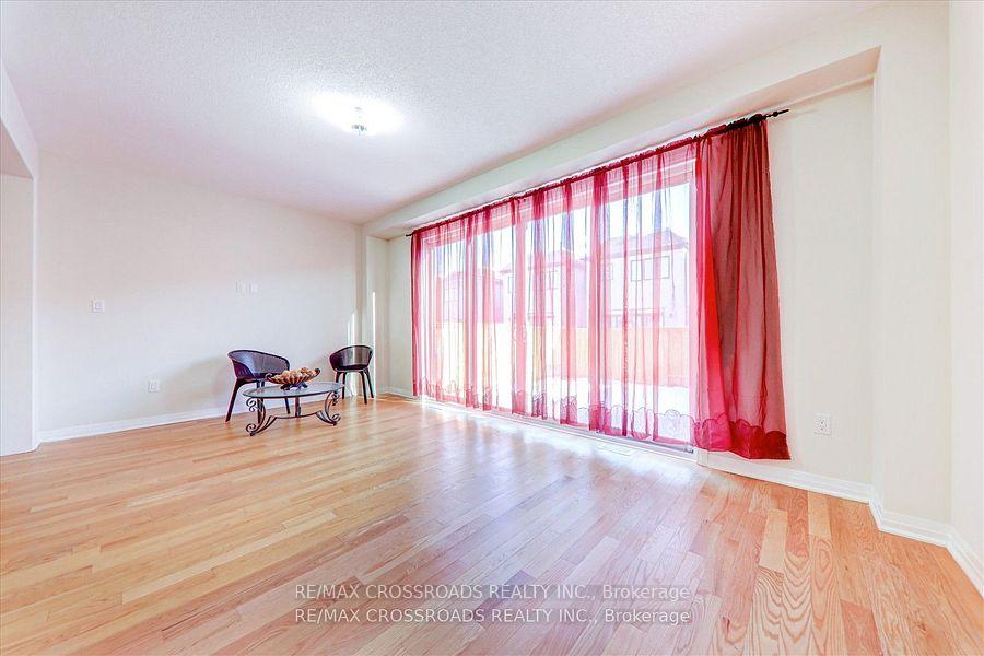 Photo 16 of 67 Crows Nest Lane, Clarington, Bowmanville — HOMEH