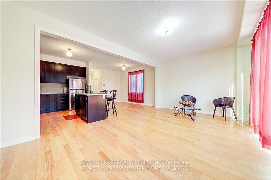 Photo 17 of 67 Crows Nest Lane, Clarington, Bowmanville — HOMEH