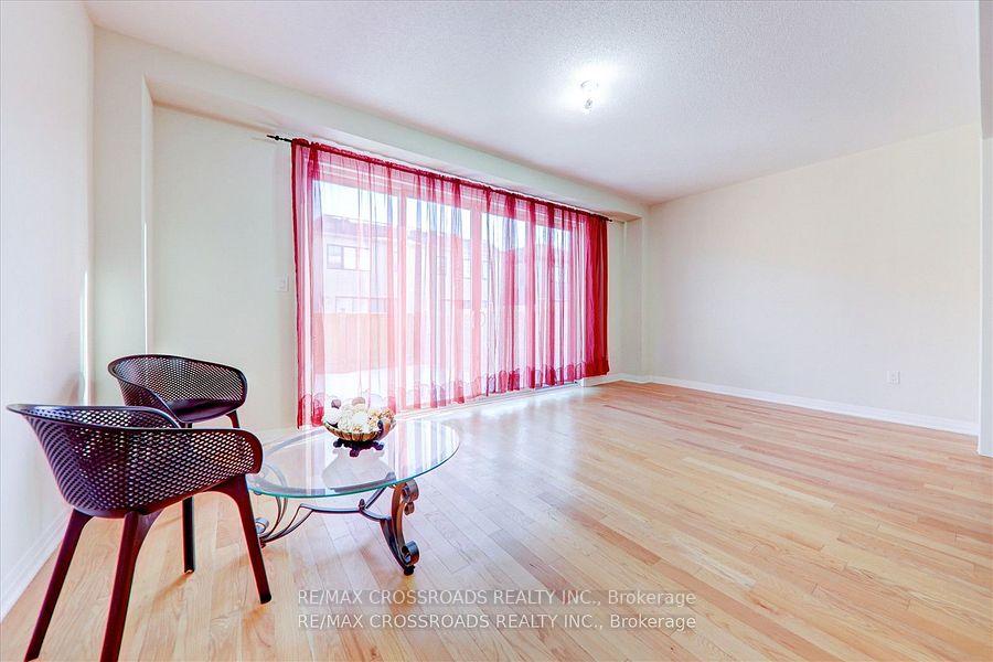 Photo 29 of 67 Crows Nest Lane, Clarington, Bowmanville — HOMEH