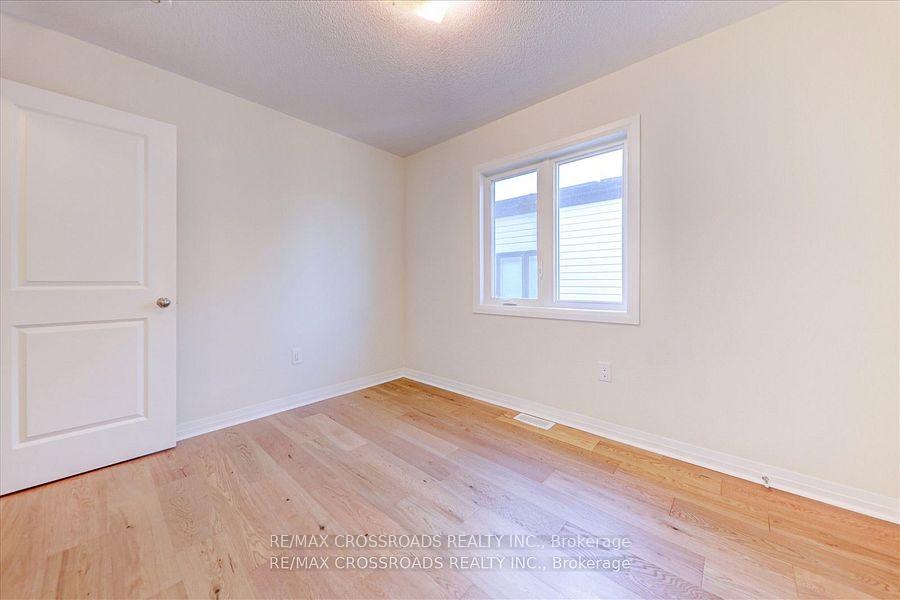 Photo 8 of 67 Crows Nest Lane, Clarington, Bowmanville — HOMEH