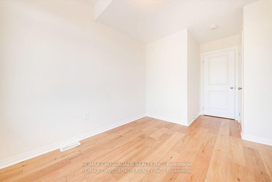 Photo 24 of 67 Crows Nest Lane, Clarington, Bowmanville — HOMEH