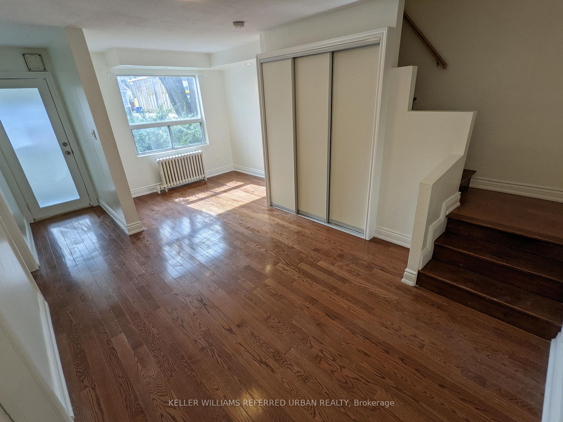 Photo 8 of Unit Main, 239 Rhodes Avenue, Toronto, Greenwood-Coxwell — HOMEH