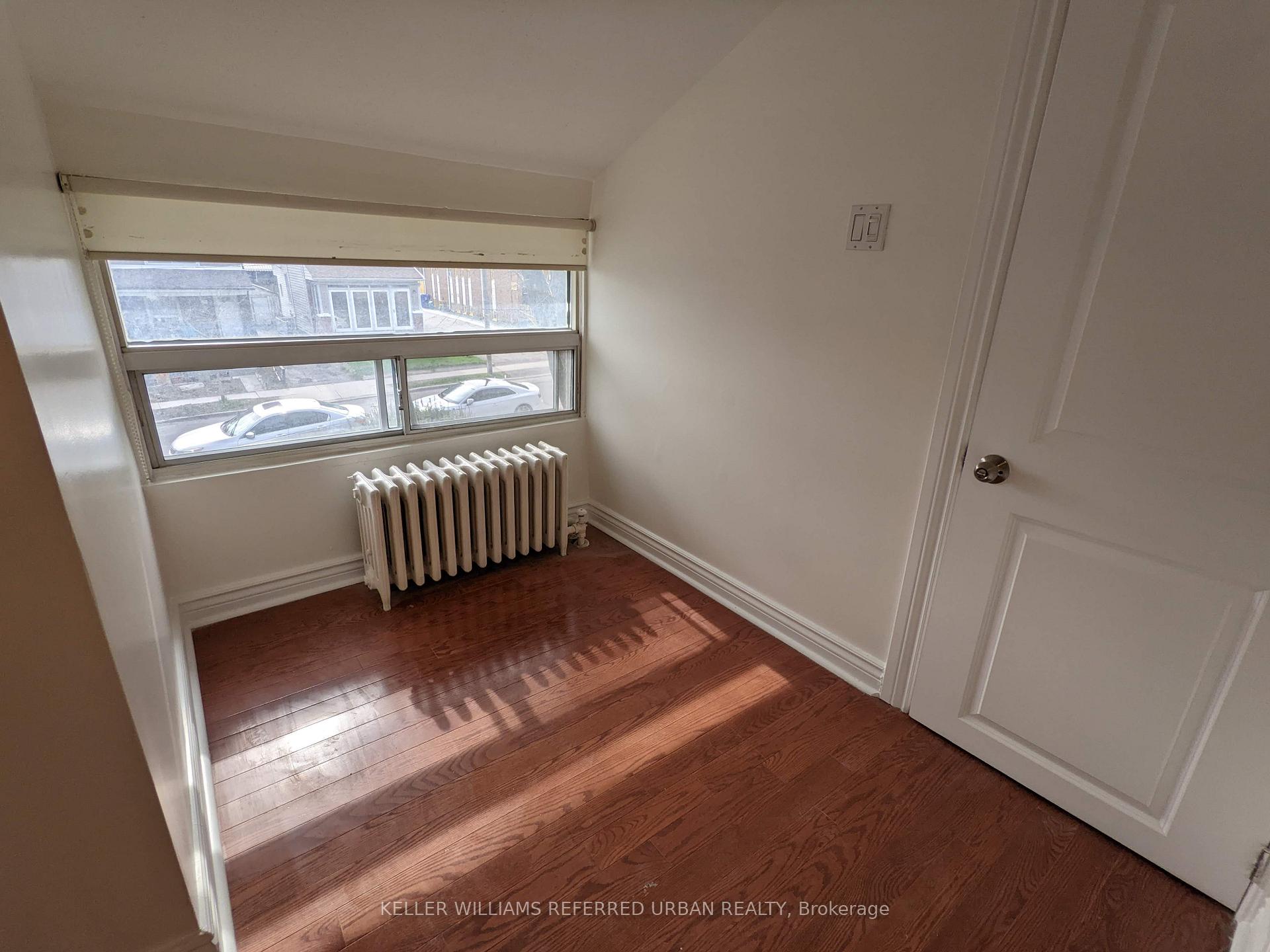 Photo 18 of Unit Main, 239 Rhodes Avenue, Toronto, Greenwood-Coxwell — HOMEH