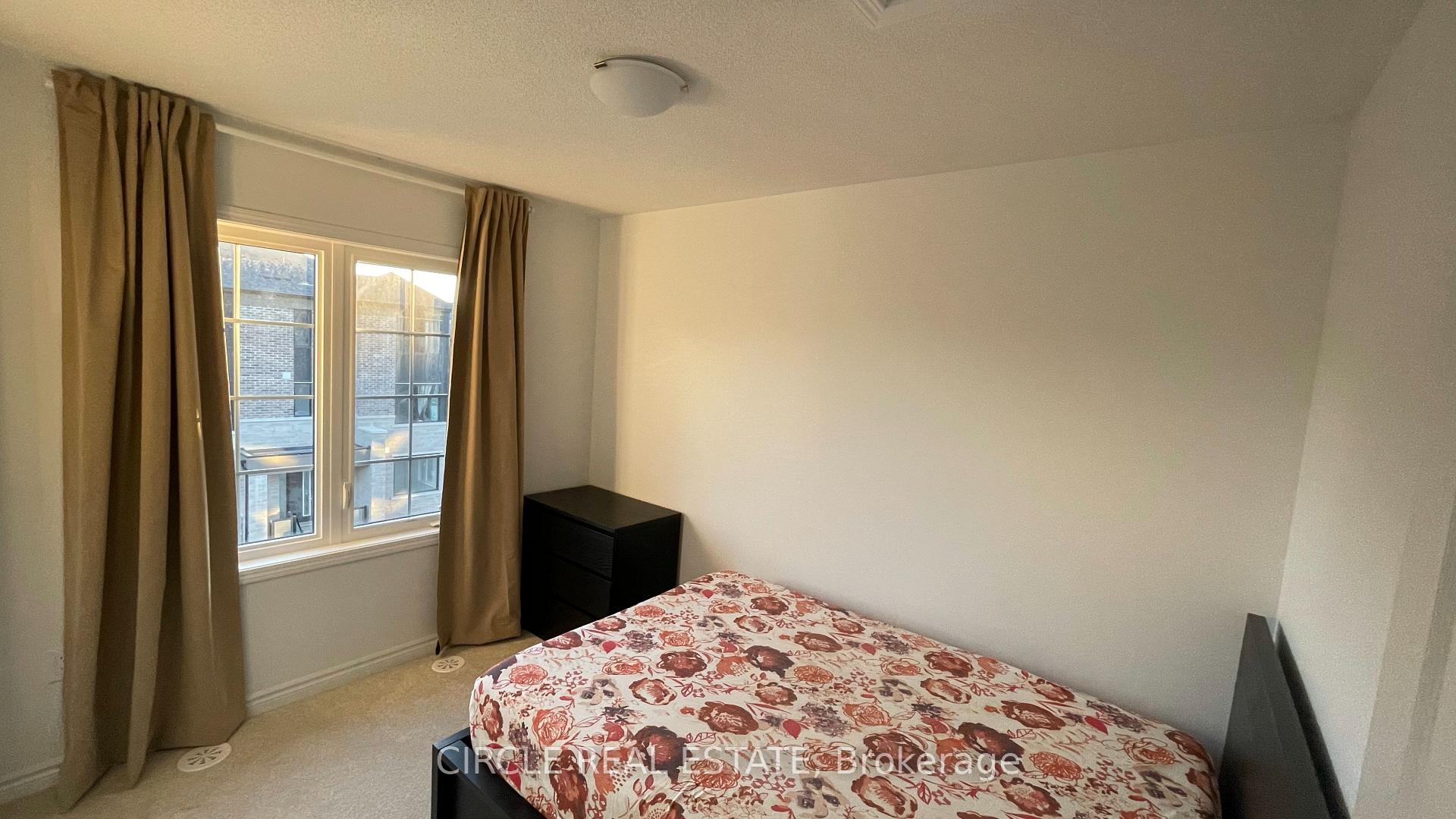 Photo 6 of 151 Keppel Circle, Brampton, Northwest Brampton — HOMEH