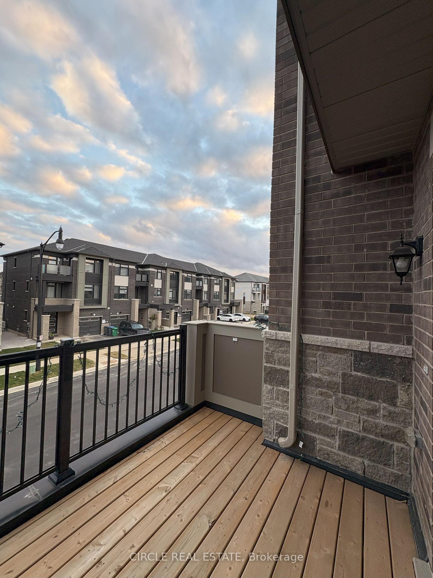 Photo 24 of 151 Keppel Circle, Brampton, Northwest Brampton — HOMEH