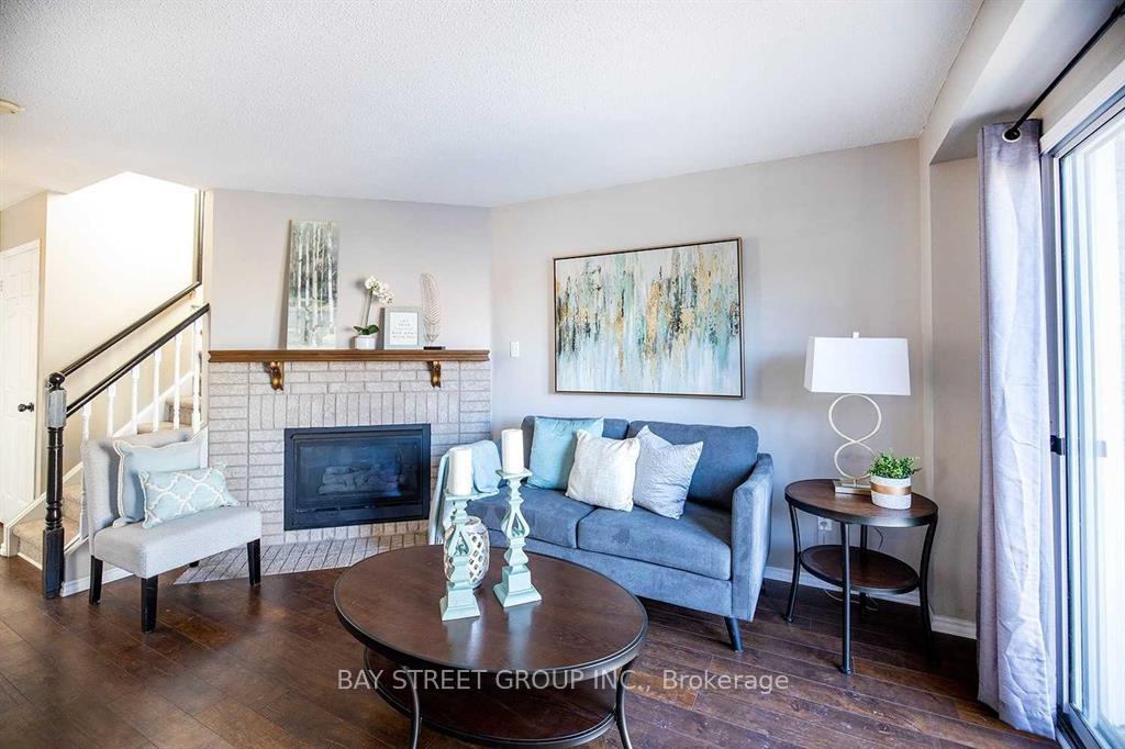 Photo 11 of 76 Meadowview Boulevard, Clarington, Bowmanville — HOMEH