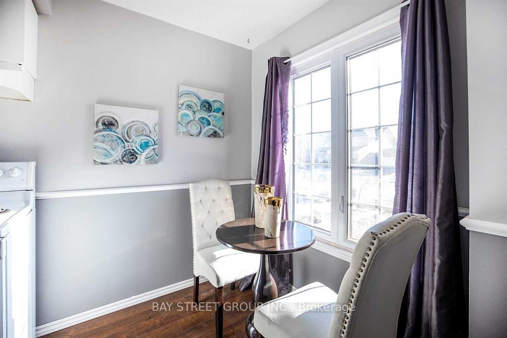 Photo 5 of 76 Meadowview Boulevard, Clarington, Bowmanville — HOMEH