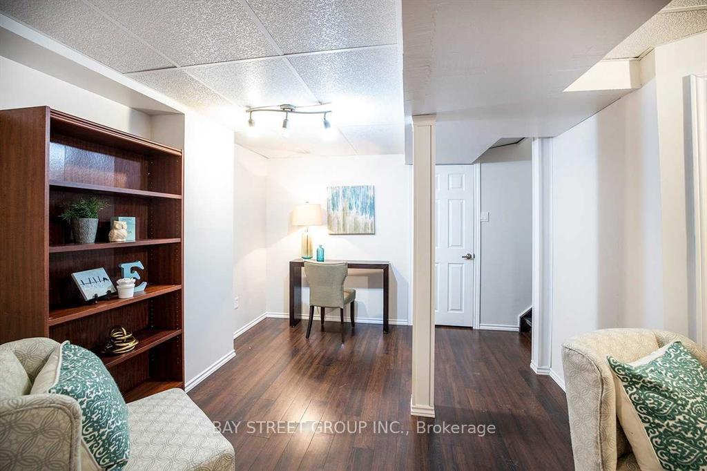 Photo 20 of 76 Meadowview Boulevard, Clarington, Bowmanville — HOMEH