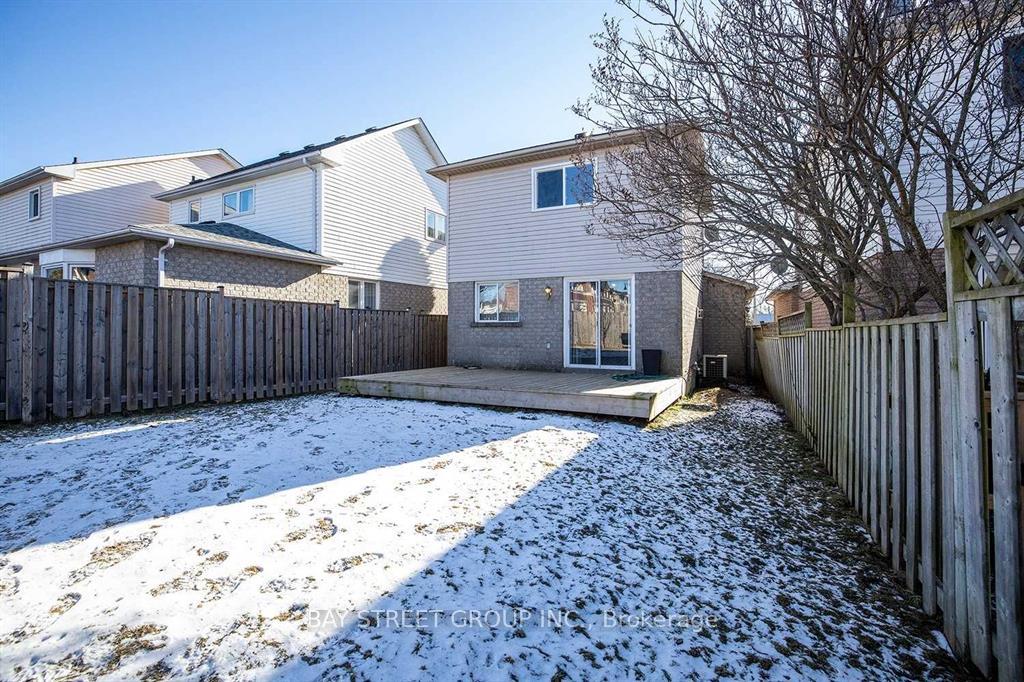 Photo 22 of 76 Meadowview Boulevard, Clarington, Bowmanville — HOMEH