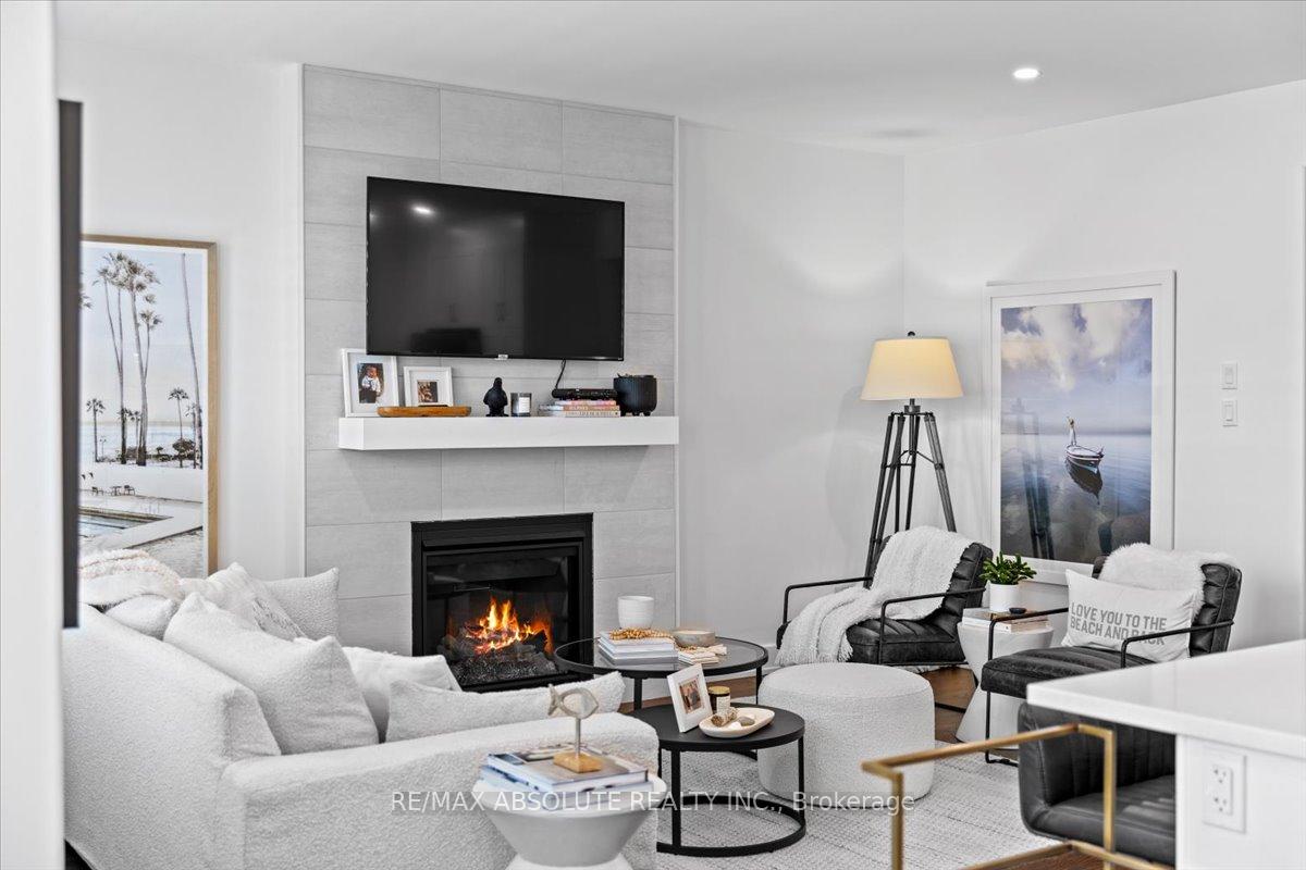 Photo 6 of 261 Purchase Crescent, Ottawa, Stittsville (South) — HOMEH