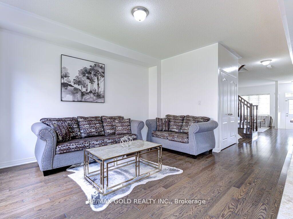 Photo 27 of 43 Zelda Road, Brampton, Sandringham-Wellington — HOMEH