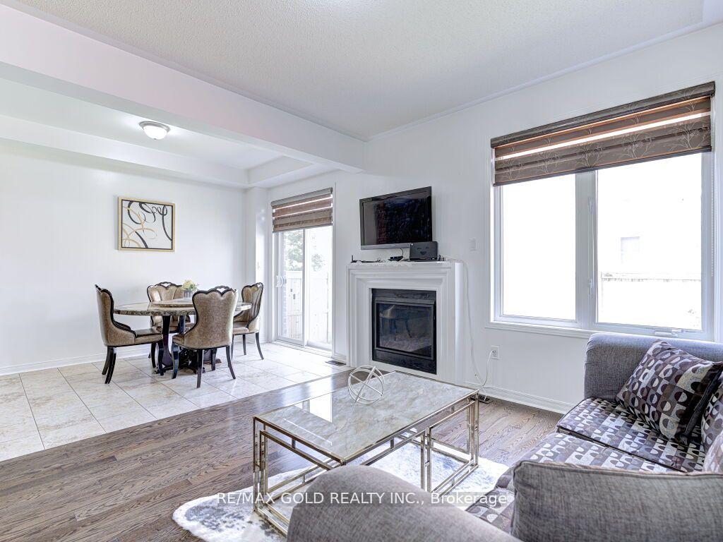 Photo 18 of 43 Zelda Road, Brampton, Sandringham-Wellington — HOMEH