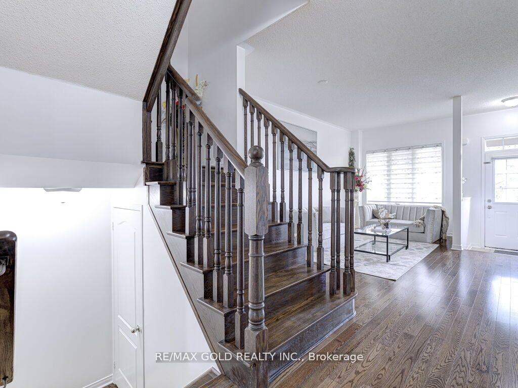 Photo 40 of 43 Zelda Road, Brampton, Sandringham-Wellington — HOMEH