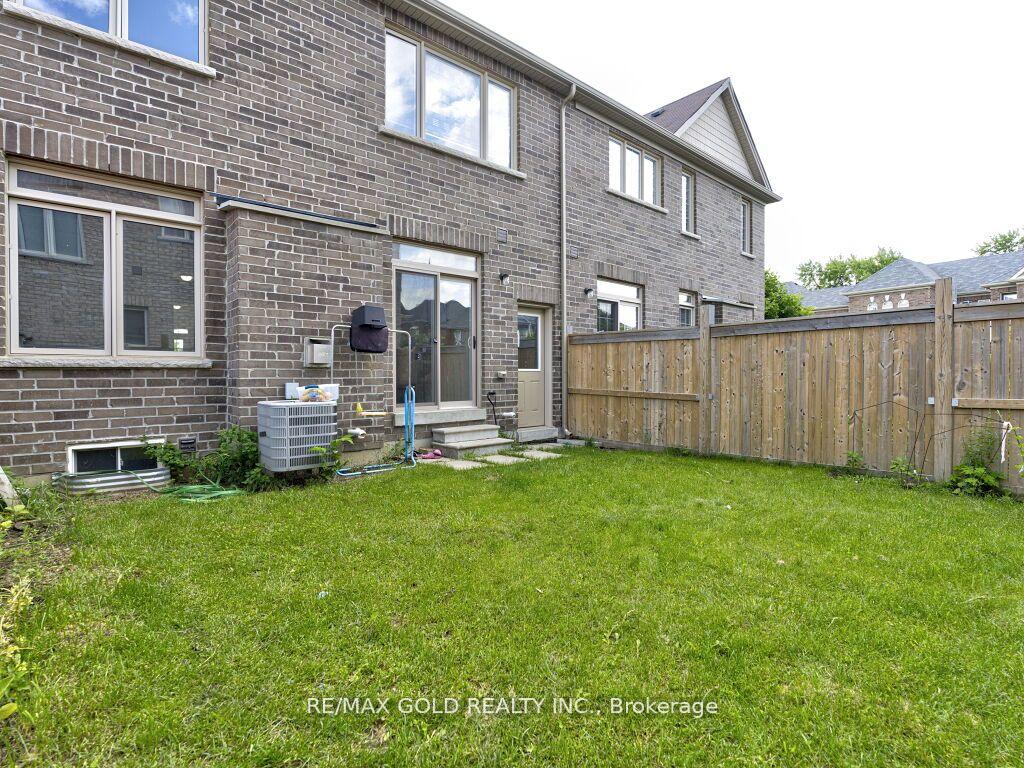 Photo 37 of 43 Zelda Road, Brampton, Sandringham-Wellington — HOMEH